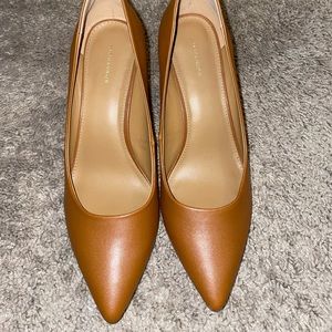 14th & Union Camel Brown Pump